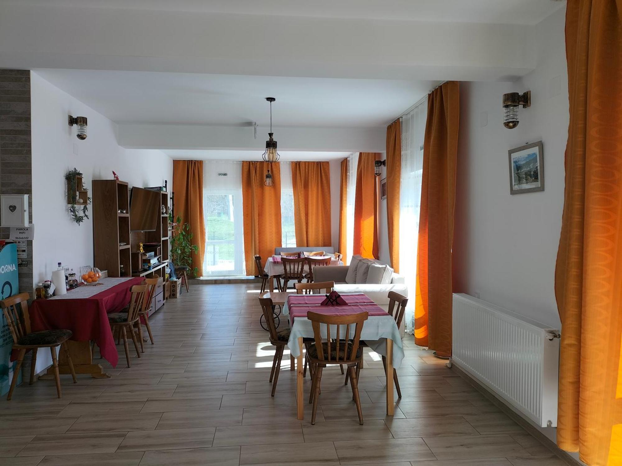 Conacul Doamnei Nucsoara Hotel Buitenkant foto